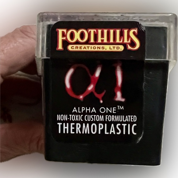 Custom Designer Dracula Fangs by Dracula House Sealed in box 2003 NOS Halloween - Picture 7 of 13